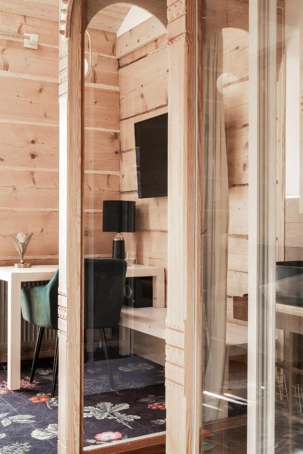 Villa Milimani - Stuletnia, Folk & Butique, Adults Only Zakopane Bagian luar foto