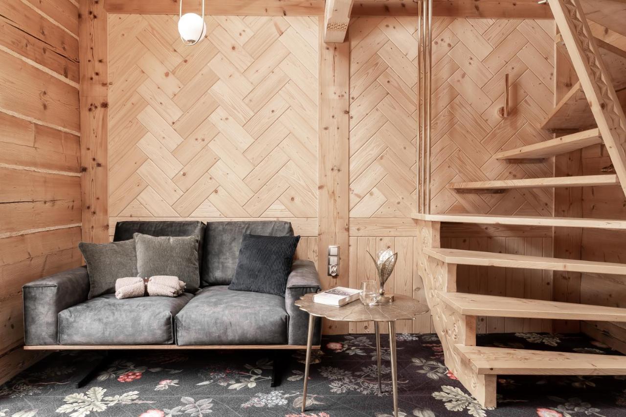 Villa Milimani - Stuletnia, Folk & Butique, Adults Only Zakopane Bagian luar foto